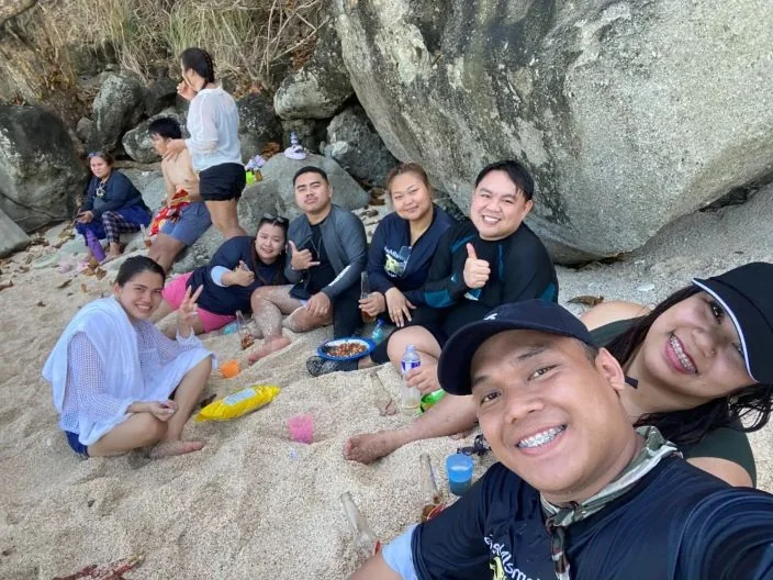 Time together on a Zambales outing.
